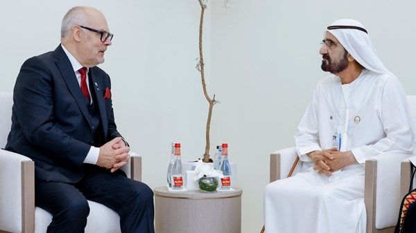 محمد بن راشد يلتقي رئيس إستونيا