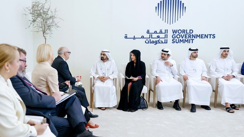 محمد بن راشد يلتقي رئيس إستونيا