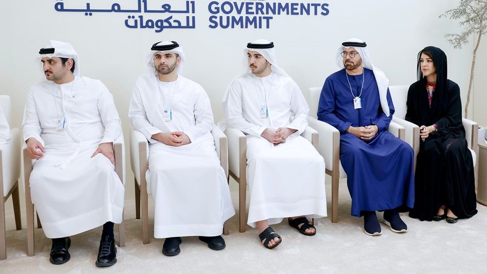 محمد بن راشد يلتقي الأمين العام لمجلس التعاون لدول الخليج العربية