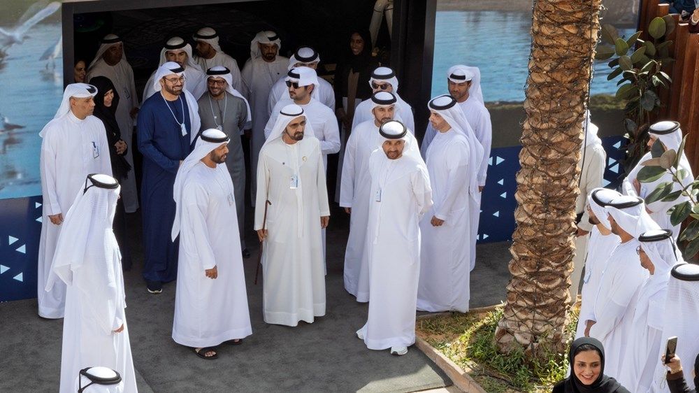 محمد بن راشد يطلع على «خريطة طريق المساحات المائية والخضراء 2030» لتعزيز ريادة دبي في استثمار الطبيعة لرفاهية الإنسان