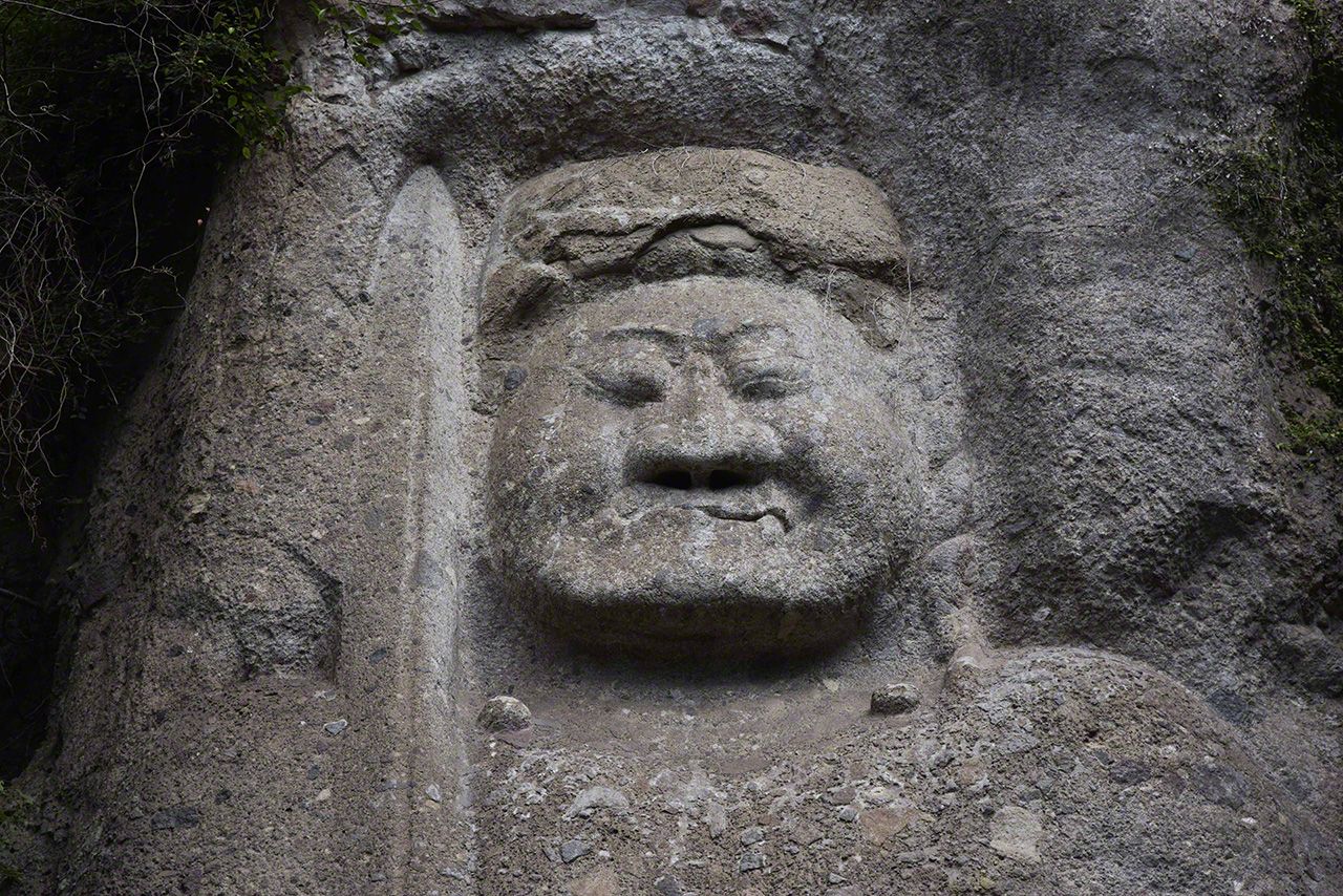 اليابان | كومانو ماغايبوتسو: منحوتات صخرية عملاقة في محافظة أويتا