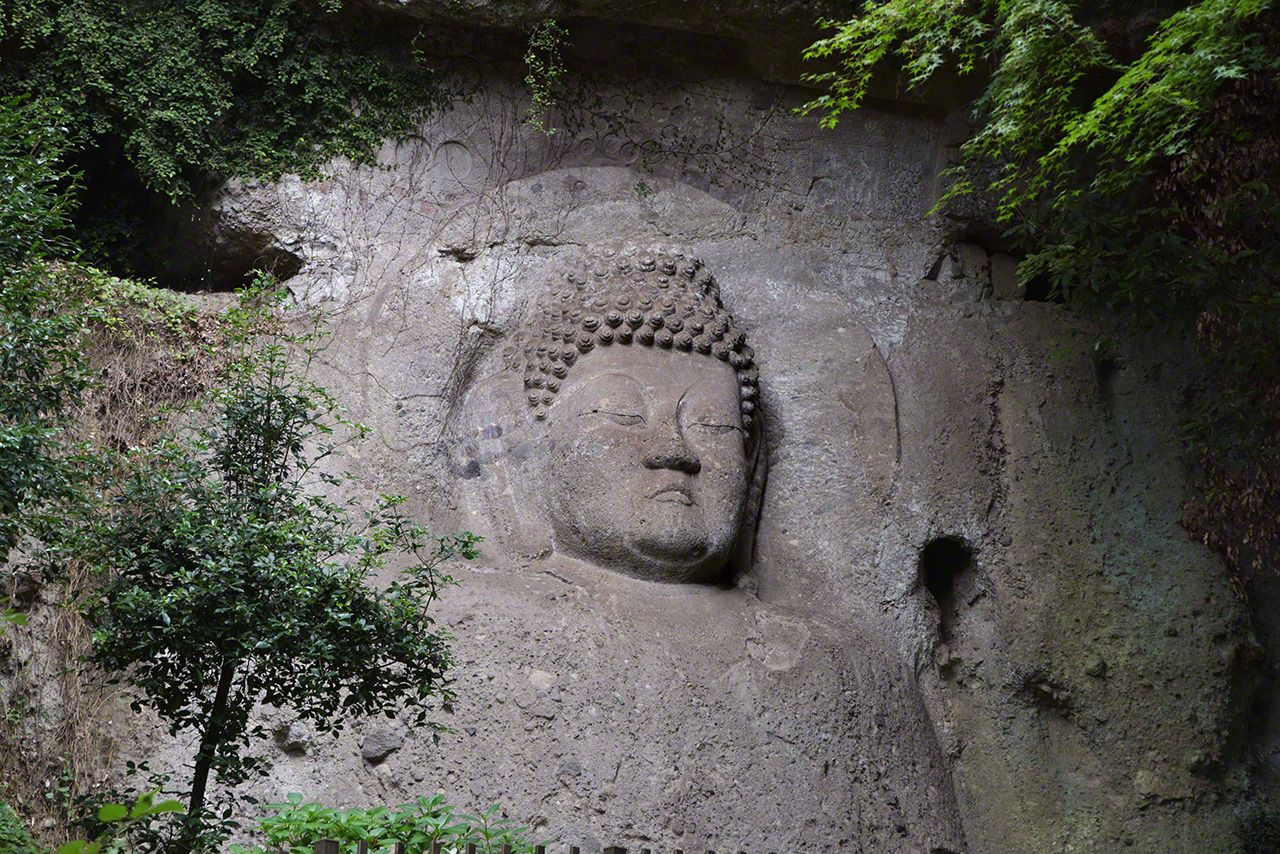 اليابان | كومانو ماغايبوتسو: منحوتات صخرية عملاقة في محافظة أويتا