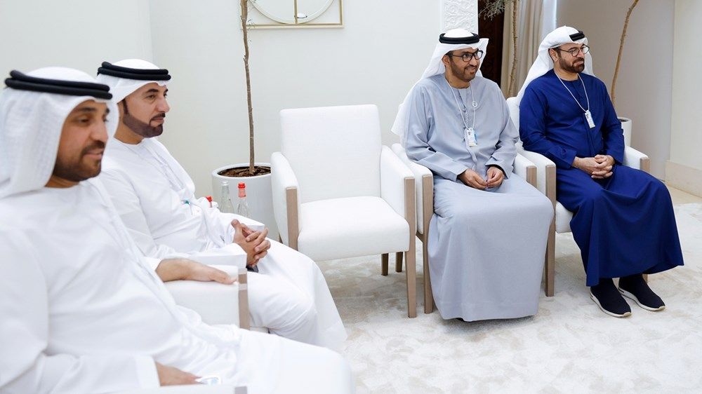 محمد بن راشد يلتقي أحمد عبد الله الأحمد الصباح خلال القمة العالمية للحكومات