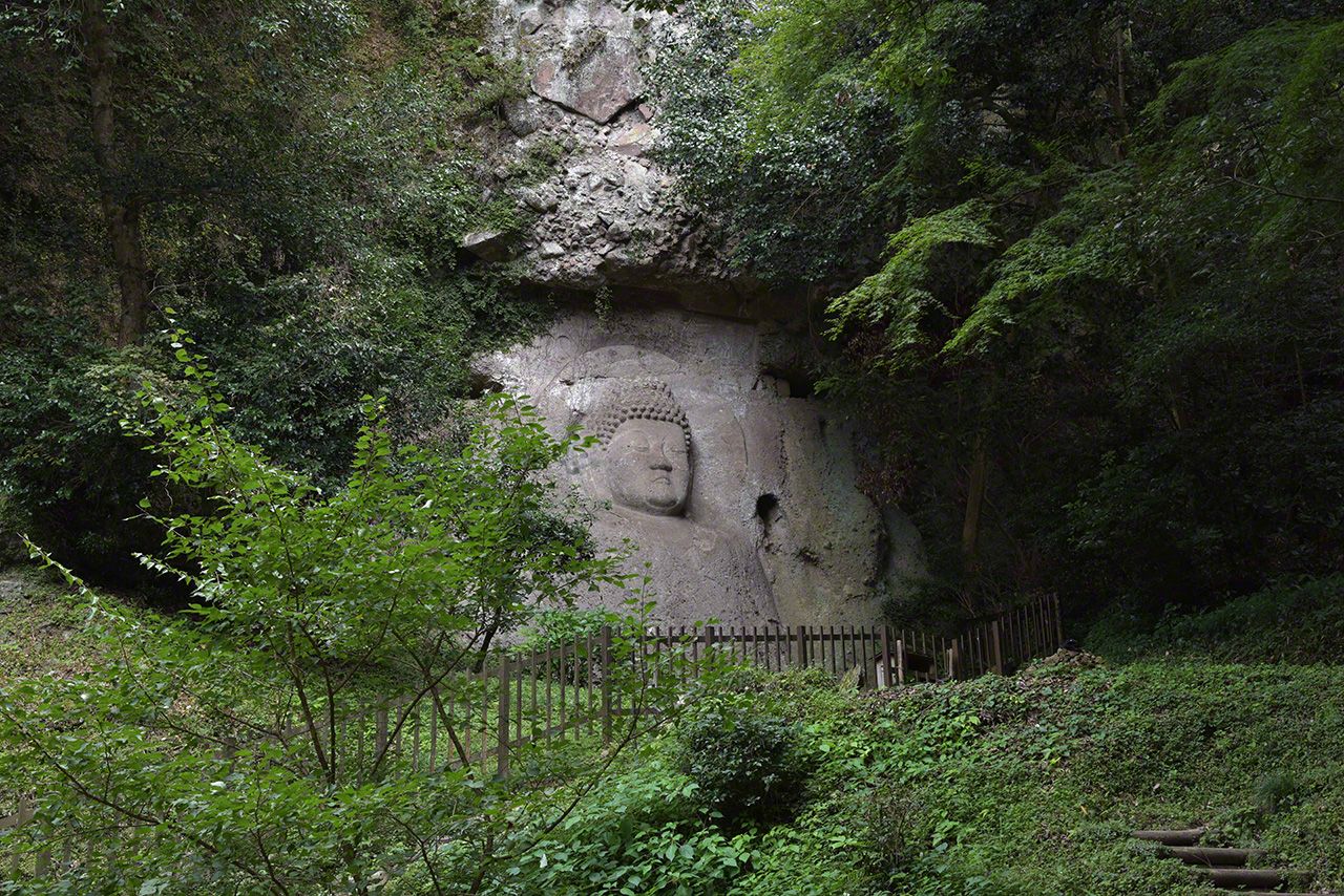 اليابان | كومانو ماغايبوتسو: منحوتات صخرية عملاقة في محافظة أويتا