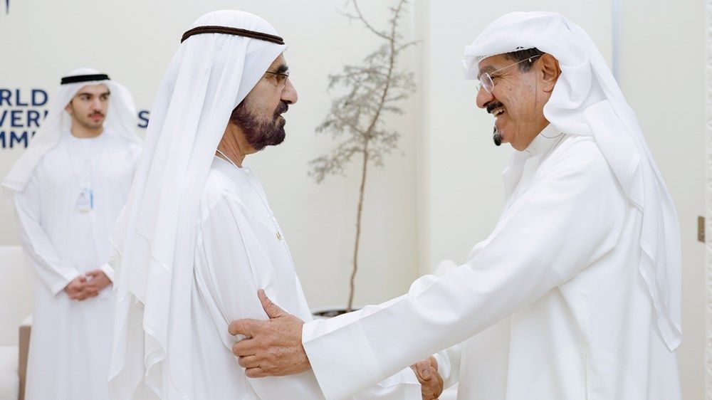 محمد بن راشد يلتقي أحمد عبد الله الأحمد الصباح خلال القمة العالمية للحكومات