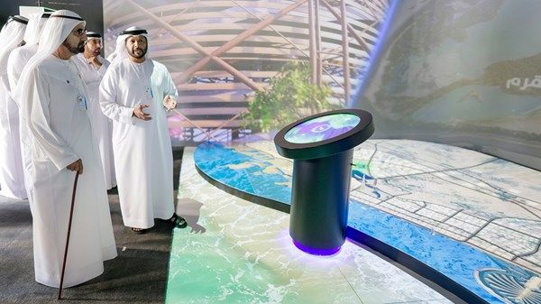 محمد بن راشد يطلع على «خريطة طريق المساحات المائية والخضراء 2030» لتعزيز ريادة دبي في استثمار الطبيعة لرفاهية الإنسان