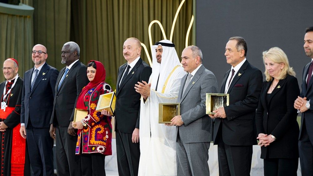 رئيس الدولة يشهد مراسم الاحتفاء بالمكرمين بـ"جائزة زايد للأخوة الإنسانية" لعام 2026