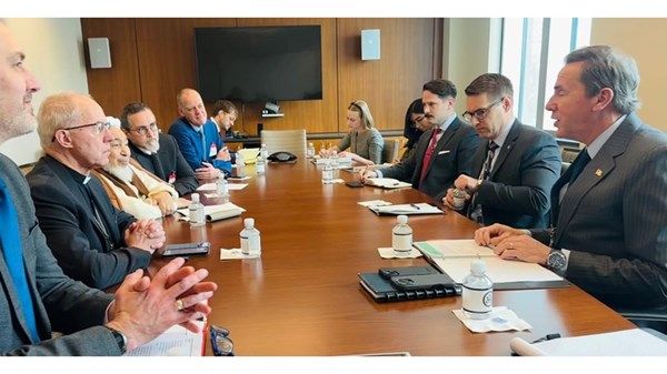 «أبوظبي للسلم» يعقد لقاءً تشاورياً مع مسؤولين أميركيين وبريطانيين