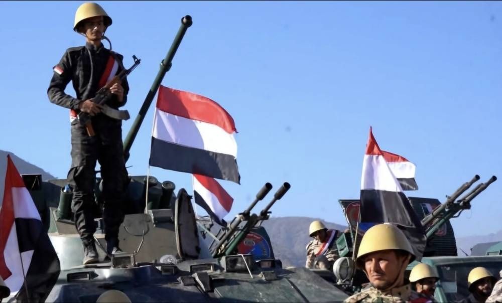 تصعيد ميداني ورسائل سياسية في المشهد اليمني