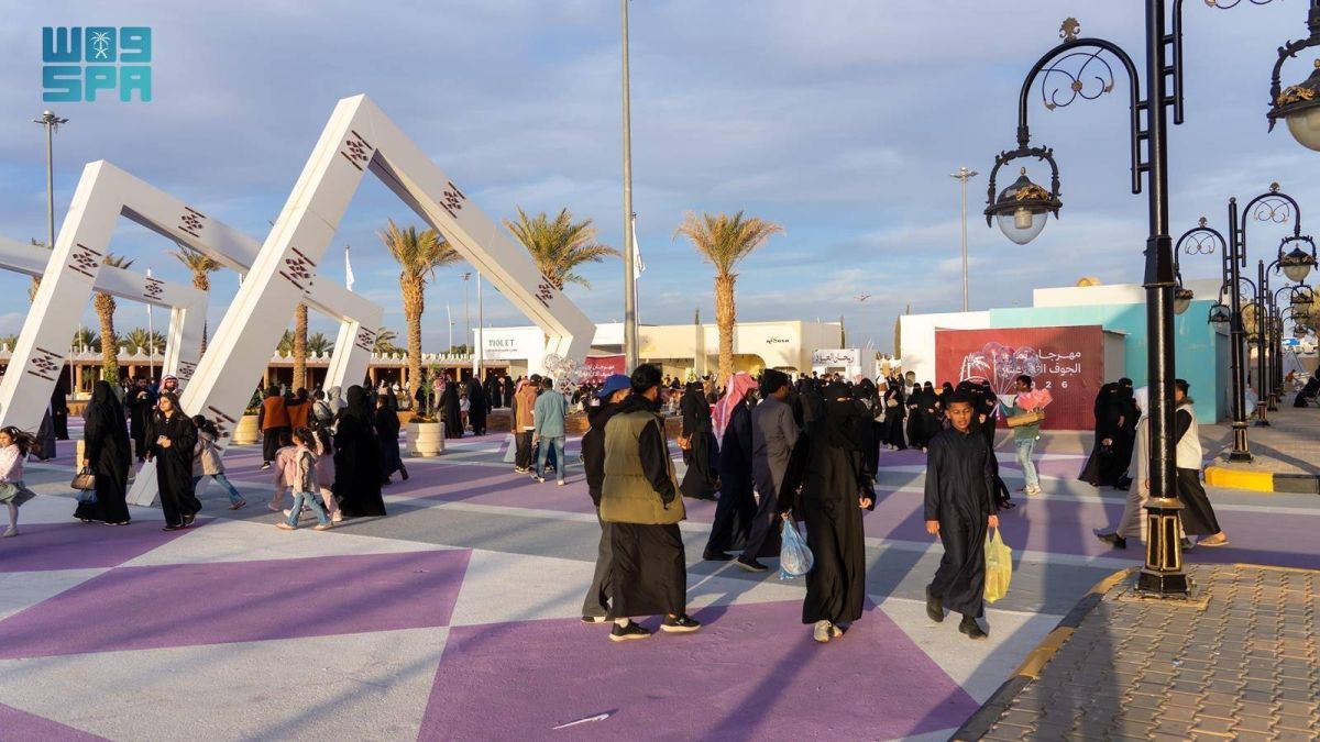 40 أسرة منتجة تشارك بفاعلية في مهرجان تمور الجوف