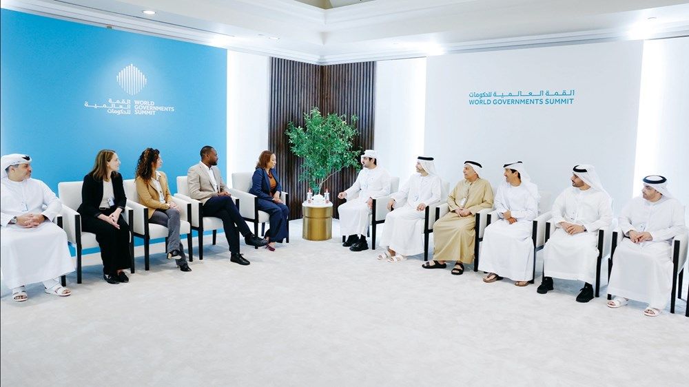 مكتوم بن محمد: مواكبة التحولات المتسارعة في قطاع التكنولوجيا