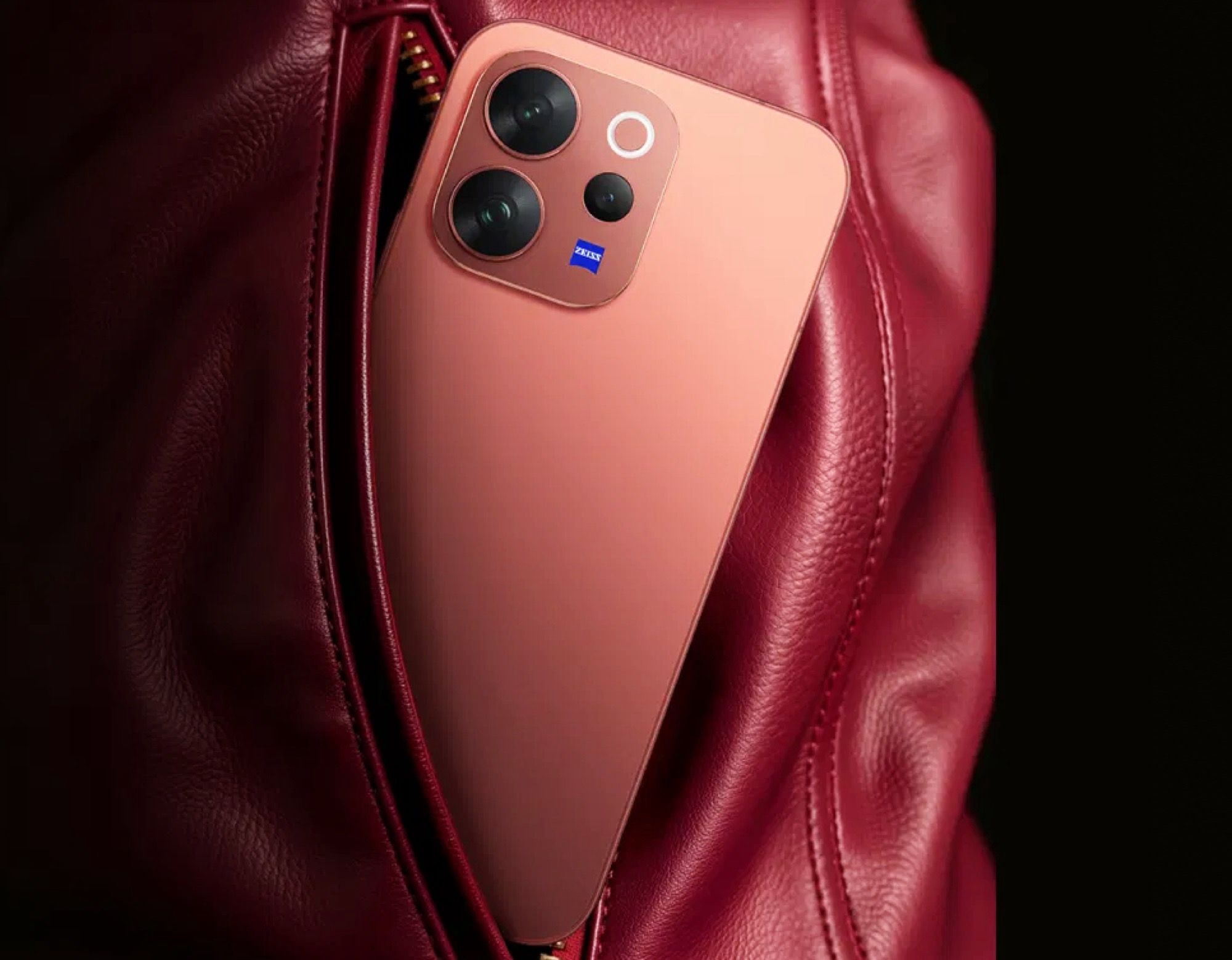 تكنولوجيا: فيفو تعلن عن موعد إطلاق هاتف V70 Elite بكاميرا تيليفوتو بدقة 50 ميجابكسل من “زايس” وبطارية ضخمة بسعة 6,500 مللي أمبير