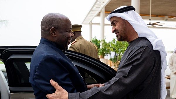 رئيس الدولة يستقبل رئيس بوروندي