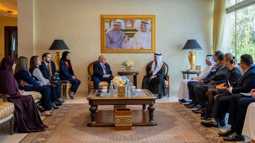 حاكم رأس الخيمة يستقبل وزير خارجية غواتيمالا