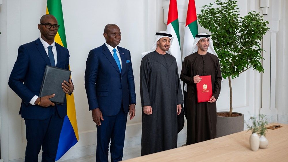 رئيس الدولة ورئيس الغابون يشهدان مراسم توقيع اتفاقية شراكة اقتصادية شاملة بين البلدين