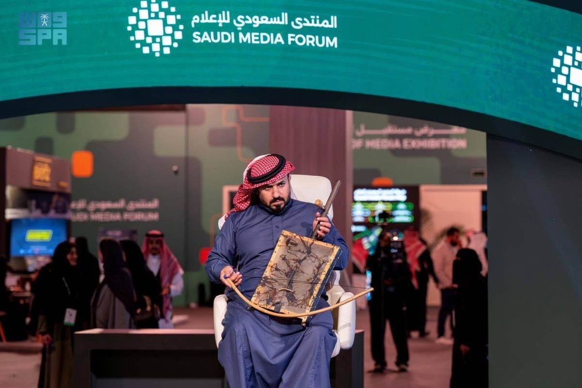 معزوفة الربابة تستحضر 
عبق الماضي وحكاية نقل الخبر قديما