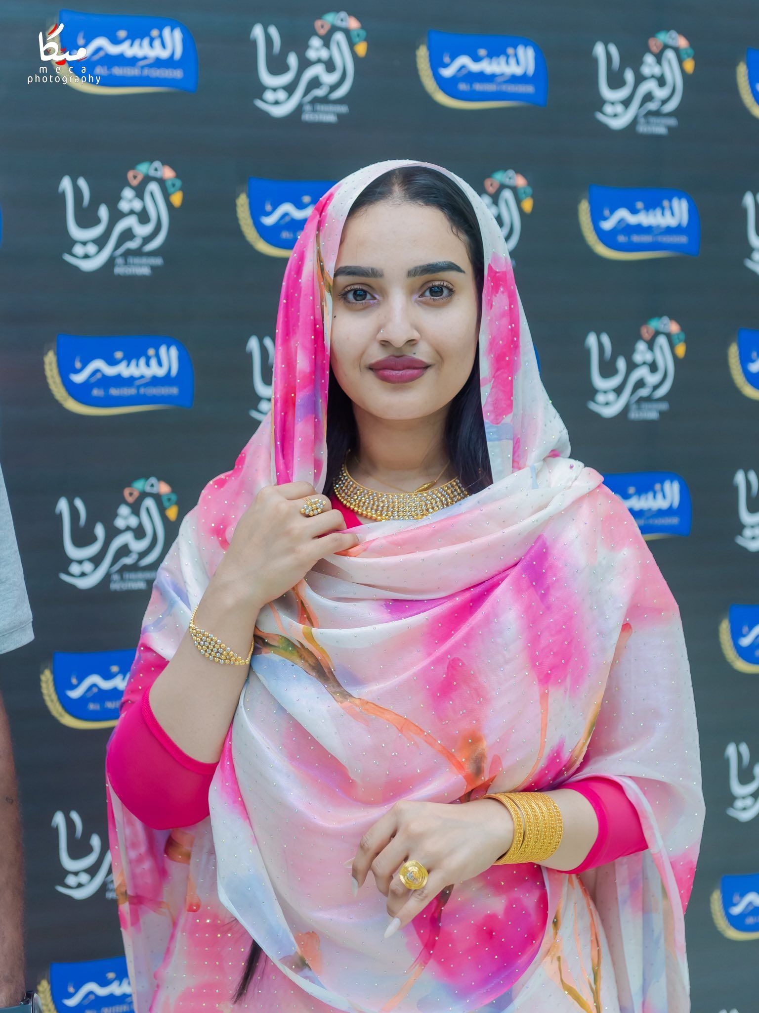 شاهد بالصور.. سيدة الأعمال ونجمة السوشيال ميديا السودانية الحسناء ثريا عبد القادر تخطف الأضواء من معرضها ببورتسودان