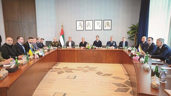 الكرملين: المحادثات الثلاثية في أبوظبي «بناءة وستستمر»