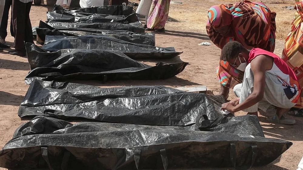 دعم الإمارات للدعم السريع يفاقم أزمة السودان واستمرار القتل والعبث