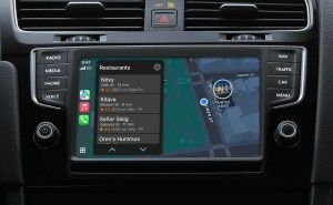 تكنولوجيا: نظام Apple CarPlay يستعد لدعم ChatGPT وClaude وGemini داخل السيارات