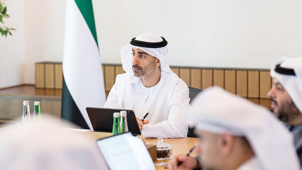 حمدان بن محمد بن زايد يترأس اجتماع مجلس الأنظمة الذكية ذاتية الحركة