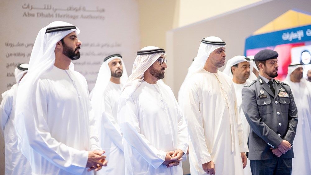 تحت رعاية خالد بن محمد بن زايد.. زايد بن محمد بن زايد يشهد افتتاح فعاليات الدورة الثانية من «مهرجان أبوظبي للشعر»