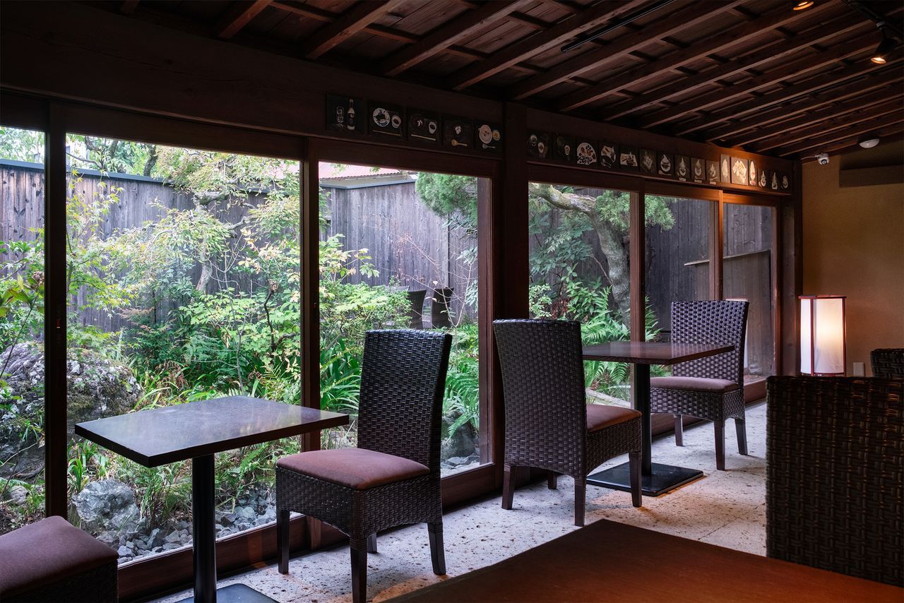 اليابان | في قلب طوكيو… مقهى ميسيغورا هيساموري يعيد إحياء الحلويات اليابانية التقليدية