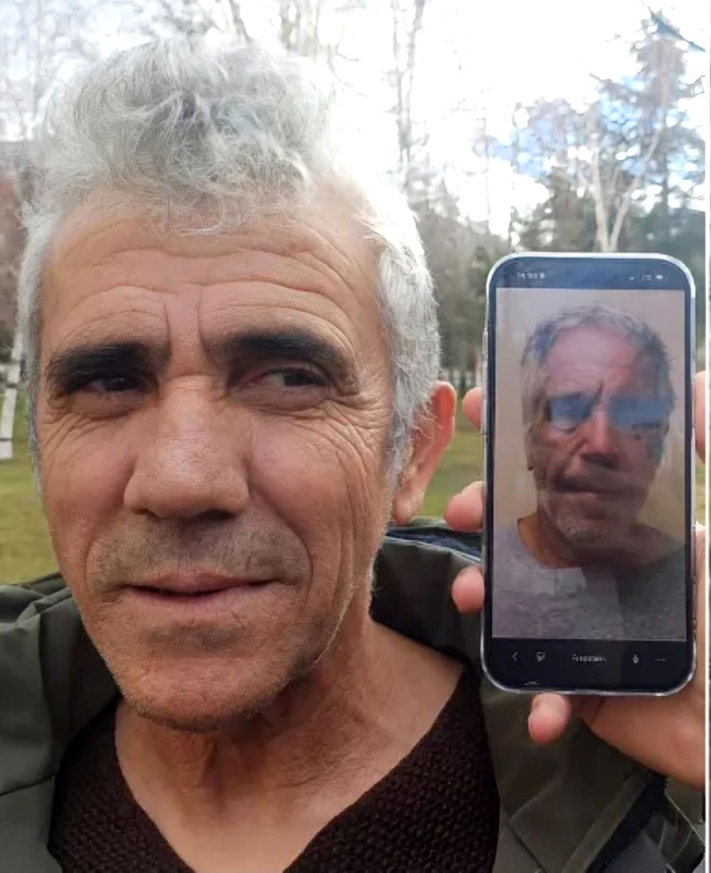 الشبه مع إبستين يحول حياة تركي إلى جحيم