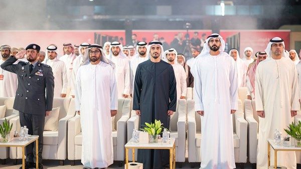 تحت رعاية خالد بن محمد بن زايد.. زايد بن محمد بن زايد يشهد افتتاح فعاليات الدورة الثانية من «مهرجان أبوظبي للشعر»