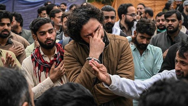 رئيس باكستان يدعو لجهد جماعي ضد الإرهاب