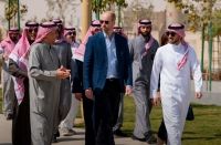 برفقة وزير الرياضة.. الأمير ويليام يزور المسار الرياضي