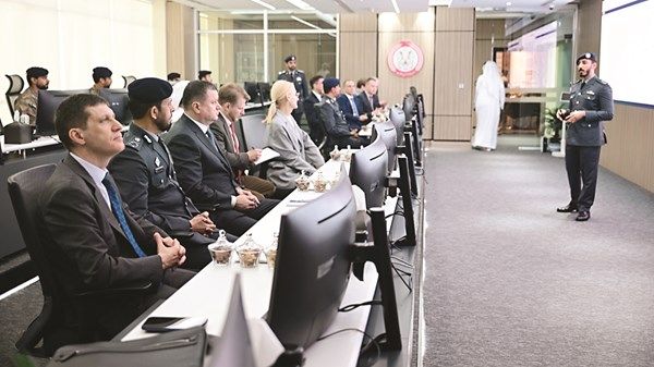 «شرطة أبوظبي» تُطلع وفداً روسياً على الأنظمة الأمنية المتطورة