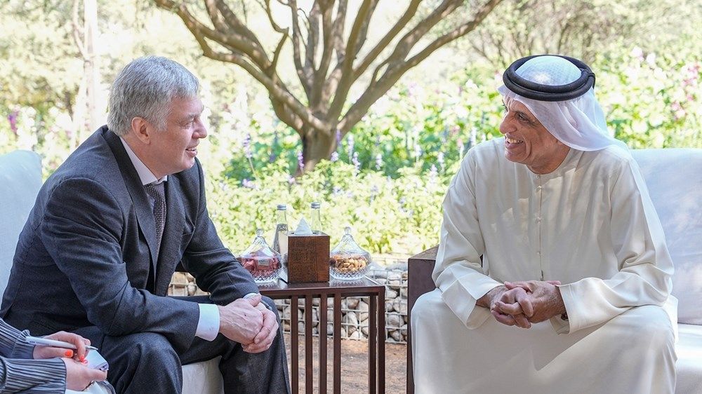 حاكم رأس الخيمة يستقبل محافظ إقليم أوليانوفسك في روسيا الاتحادية