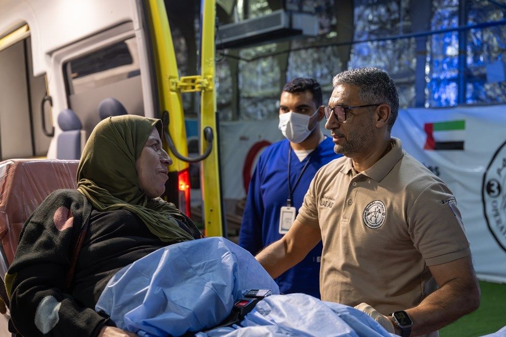 المستشفى الإماراتي العائم يواصل استقبال الإصابات والحالات المرضية القادمة من غزة