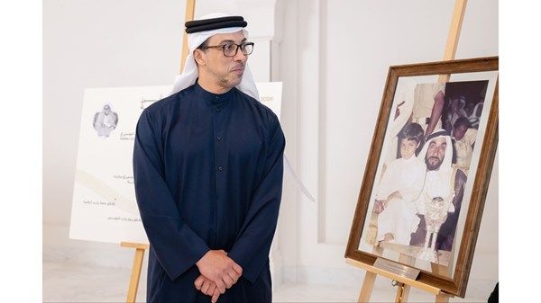 منصور بن زايد يعتمد استراتيجية مكتب المؤسس والتوجهات المستقبلية