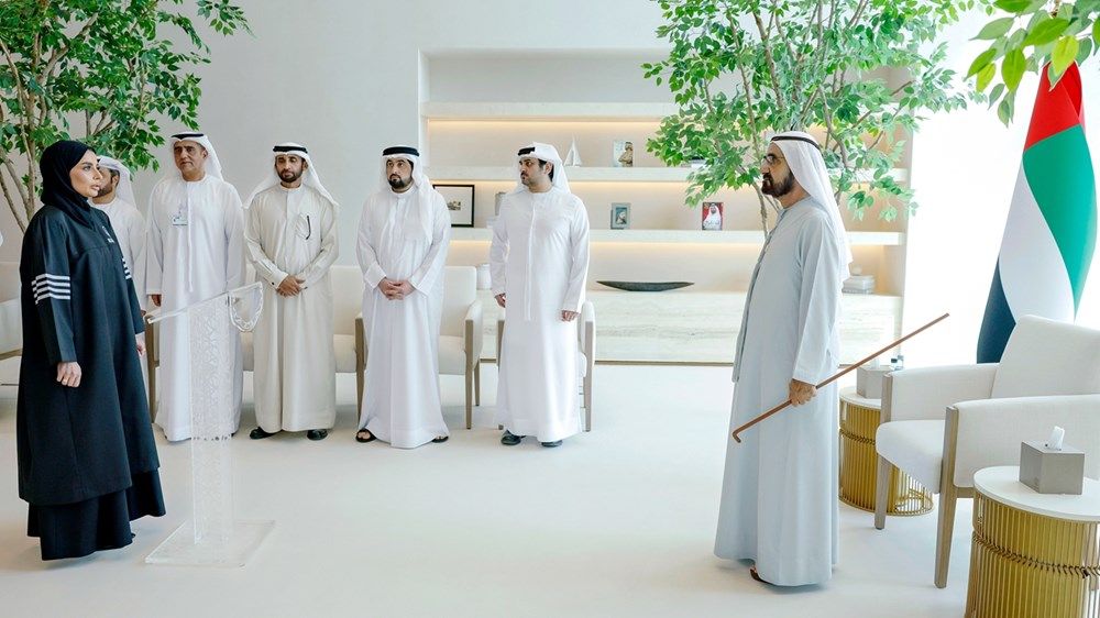 أمام محمد بن راشد.. 20 من أعضاء النيابة العامة الجُدد في دبي يؤدون اليمين القانونية