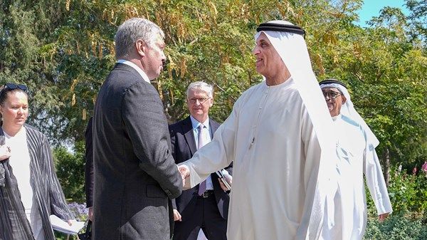 حاكم رأس الخيمة يستقبل محافظ إقليم أوليانوفسك في روسيا الاتحادية