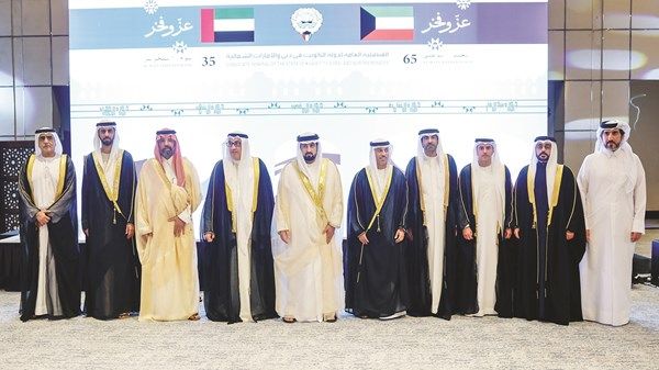 أحمد بن محمد يحضر الاحتفال باليوم الوطني الكويتي في دبي