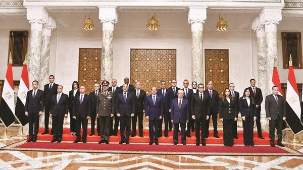 الحكومة المصرية الجديدة تؤدي اليمين الدستورية بعد تعديل وزاري