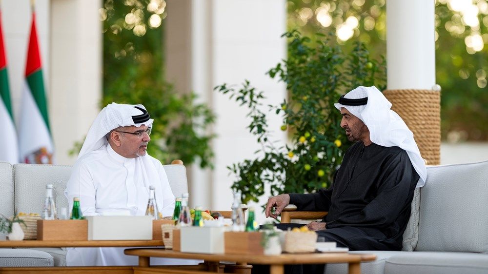 رئيس الدولة يستقبل ولي عهد البحرين