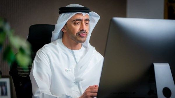 عبدالله بن زايد يترأس الاجتماع الـ 22 للجنة العليا للإشراف على الاستراتيجية الوطنية لمواجهة غسل الأموال وتمويل الإرهاب