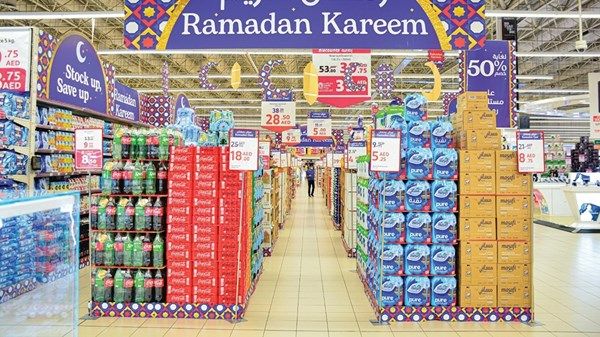 رمضان في الإمارات.. نهج استباقي متكامل يضمن وفرة السلع واستقرار أسعارها