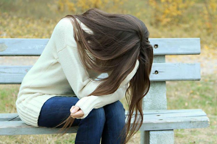 شاهد بالفيديو.. تيكتوكر سودانية تحكي قصة خيانة صديقتها لها: (طلبت مني العمل مع زوجي واكتشفت أنها كانت تقيم علاقة معه وتزوجها)