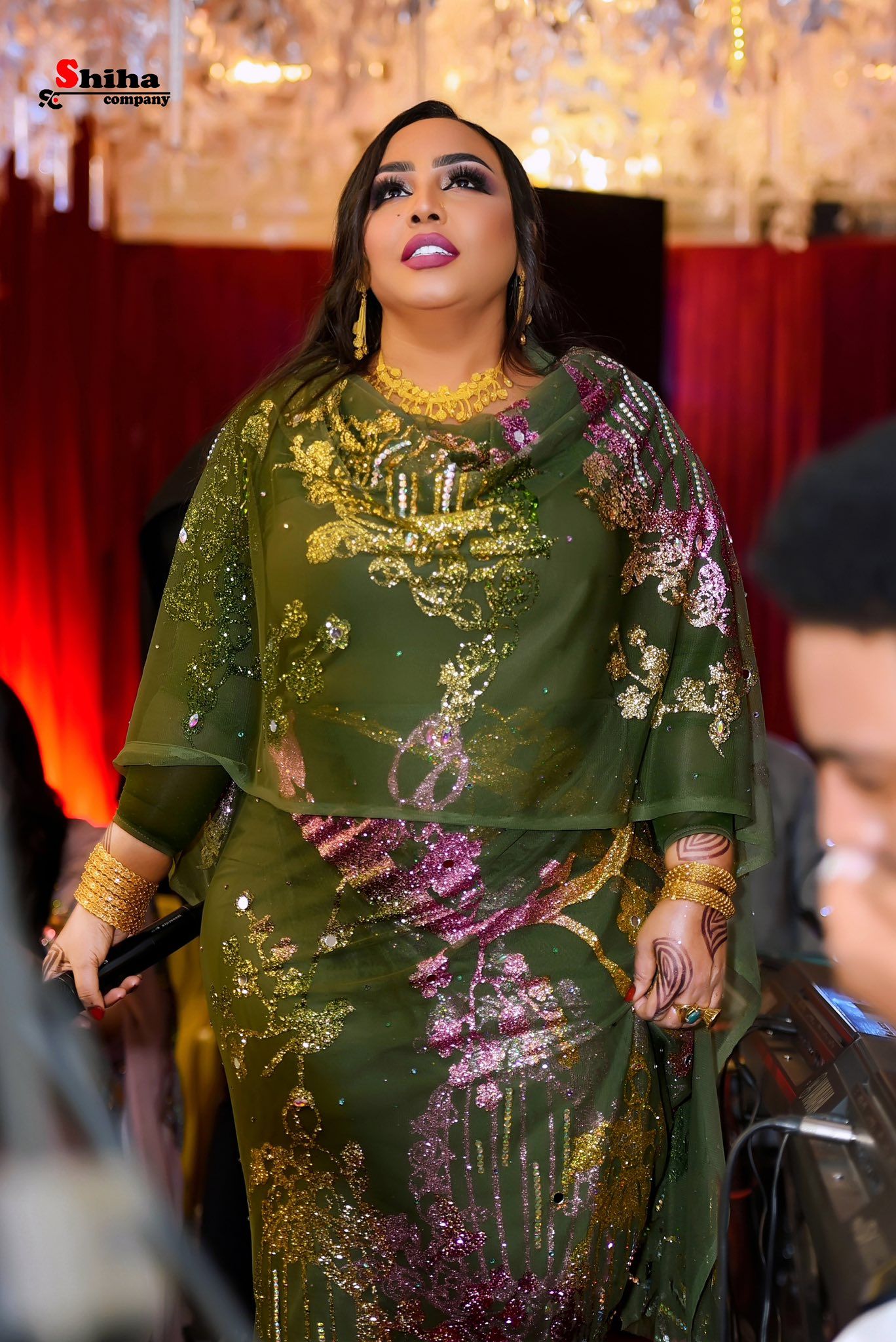 السلطانة هدى عربي توجه رسالة لخصومها بصور ملفتة: (اصلوا ما تحاولوا تشوهوا صورتنا لي ناس الدنيا ضيقة)