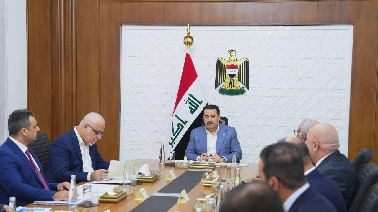 السوداني يصدر توجيها يخص بضائع التجار والمستوردين في الموانئ