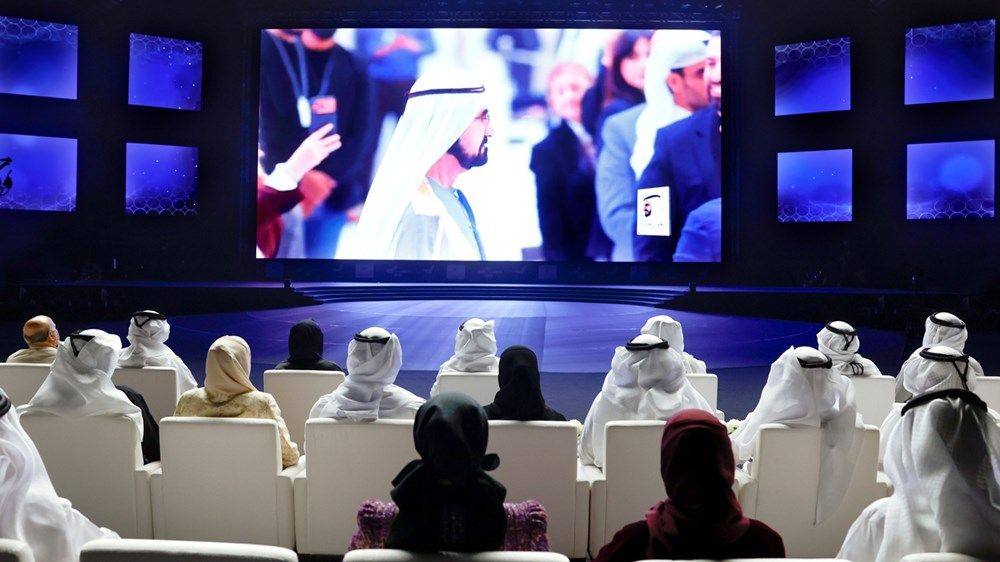 حمدان بن محمد يكرم أبرز صناع الأمل العرب ويؤكد: واجبنا ومسؤوليتنا زراعة الخير