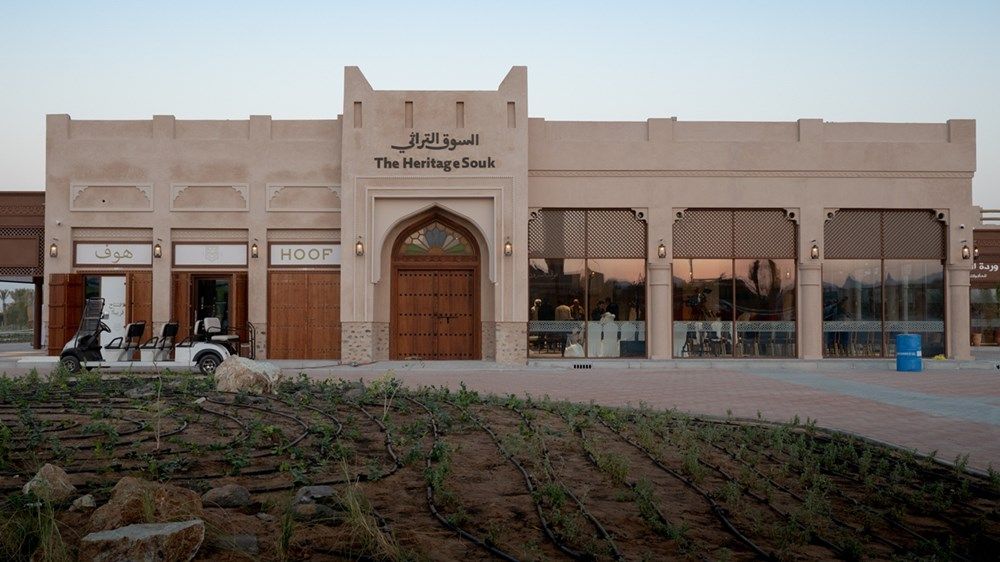 حاكم الشارقة يفتتح سوق فِلي التراثي