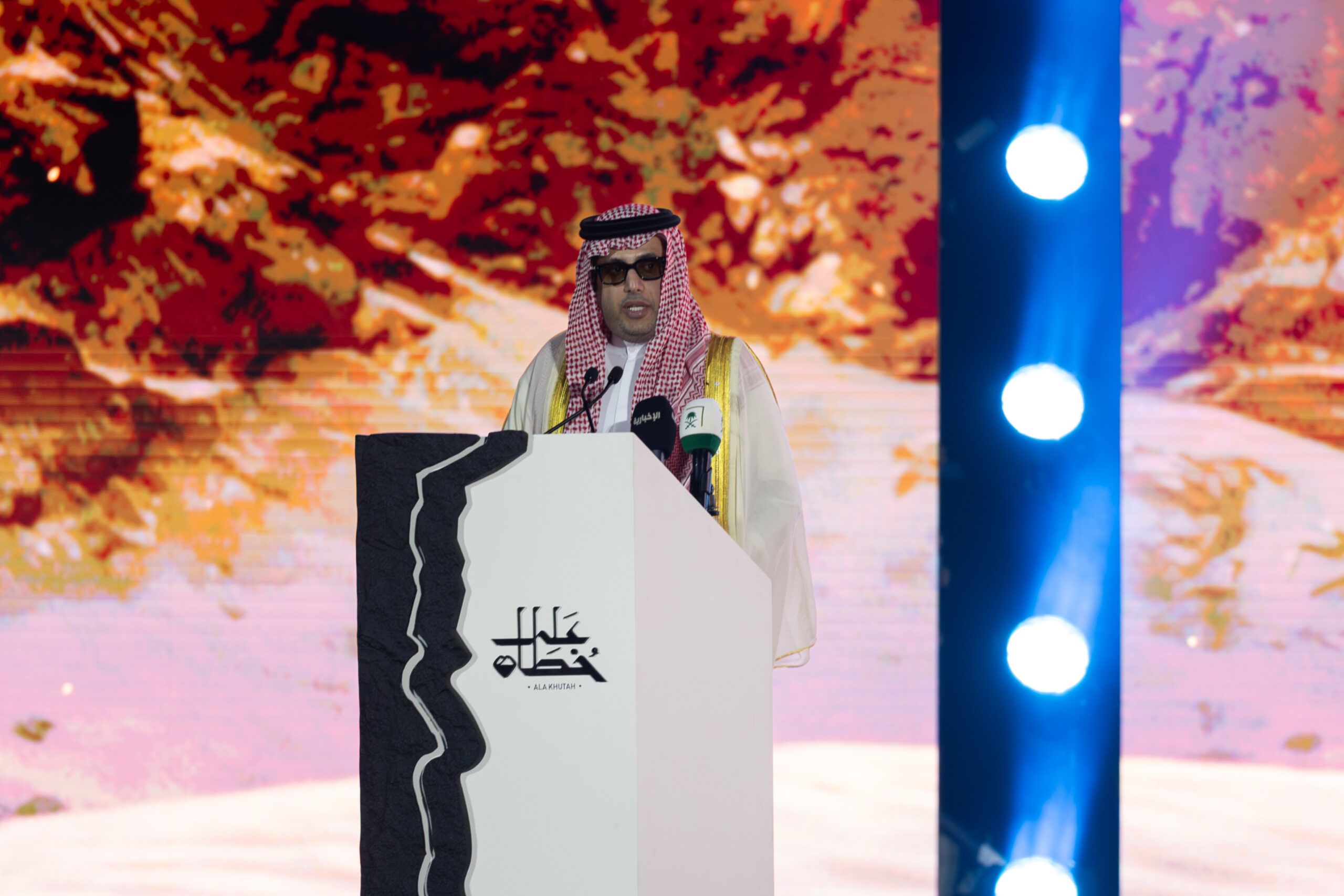 بحضور تركي آل الشيخ وعدد من أصحاب المعالي… أمير منطقة المدينة المنورة يدشّن مشروع “على خطاه”