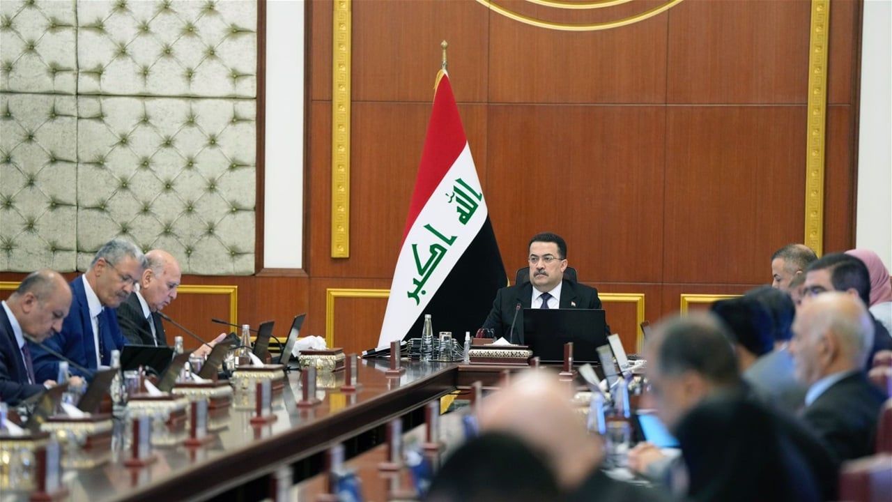 بضمنها انهاء عقود مستشارين.. مكتب رئيس الوزراء يعلن اجراءات "تقليص نفقاته" ويوجه المؤسسات الحكومية "لخطوات مشابهة"