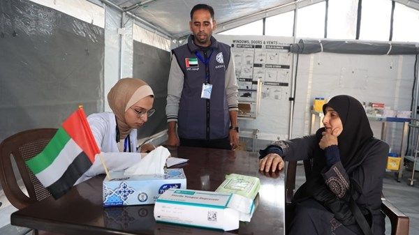 ضمن «الفارس الشهم 3».. مركز الإمارات الطبي يواصل تقديم خدماته الصحية في مواصي خانيونس